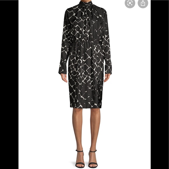 Marc Jacobs Black Abstract Print Silk Dress - Picture 7 of 11